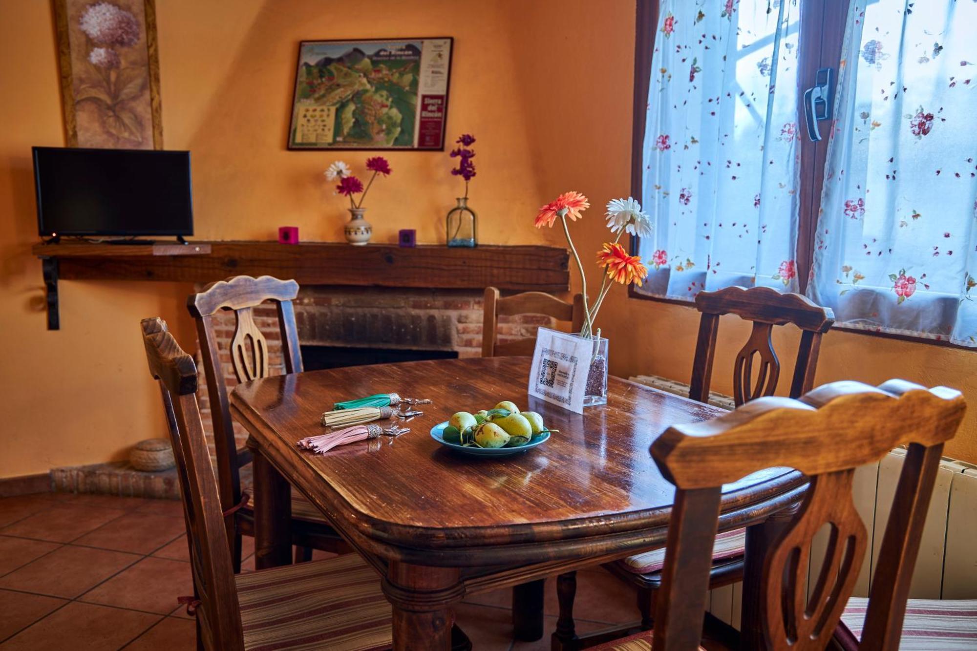 Casa Rural Fuente Del Arca Montejo مونتيجو دي لا سييرا المظهر الخارجي الصورة