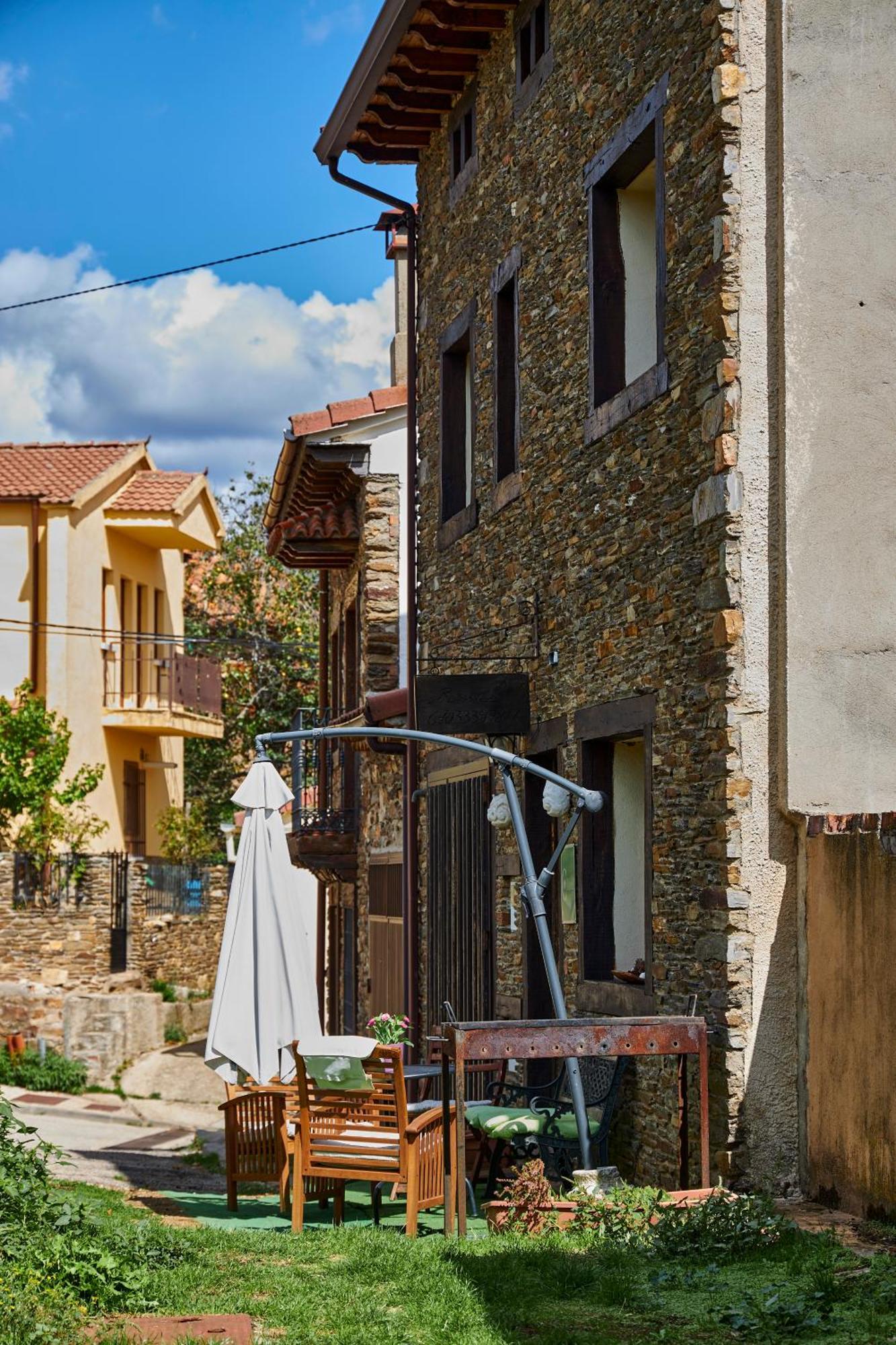 Casa Rural Fuente Del Arca Montejo مونتيجو دي لا سييرا المظهر الخارجي الصورة